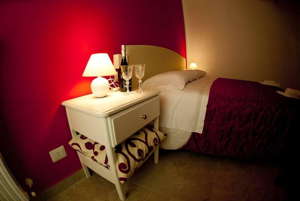 Casale Delle Piane Bed & Breakfast Matera Bagian luar foto