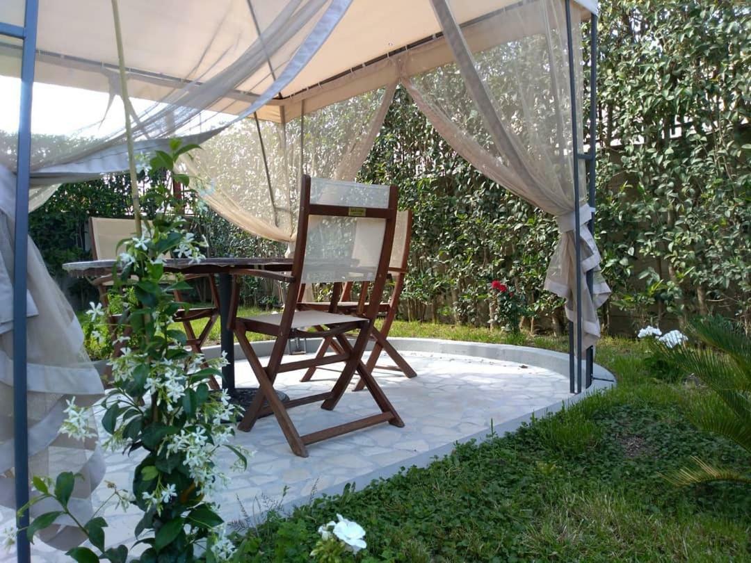 Casale Delle Piane Bed & Breakfast Matera Bagian luar foto